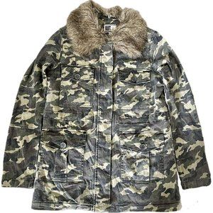 Kut From The Kloth Womens Parka Sz L Light weight Sherpa Lined Camo Synch Waist